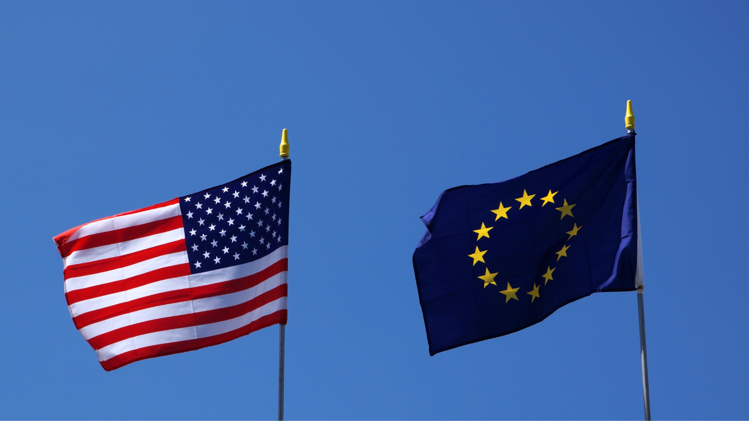Eu u. Украина ЕС США флаги. Флаги ЕС И США. США ЕС РФ флаг. Европейский Союз и США.